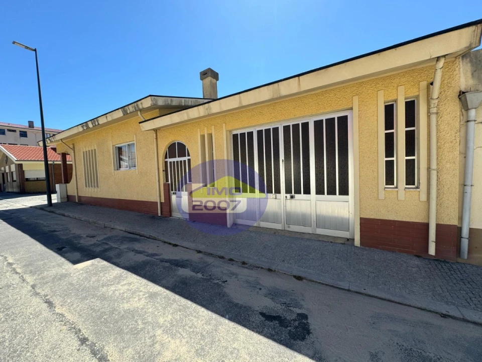 Moradia T3 para Venda em Silvalde Foto 4