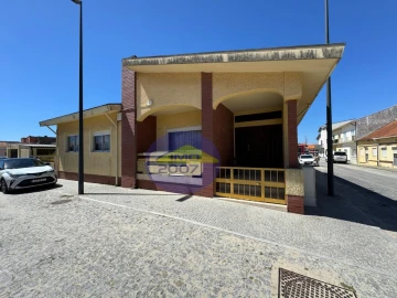 Moradia T3 para Venda em Silvalde