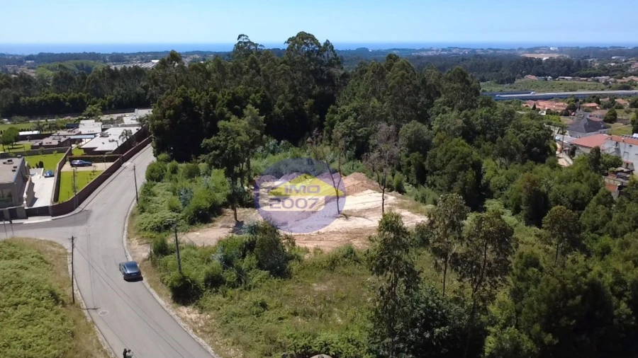 Terreno para Venda em Grijó e Sermonde