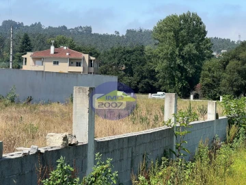 Terreno para Venda em Lobão, Gião, Louredo e Guisande