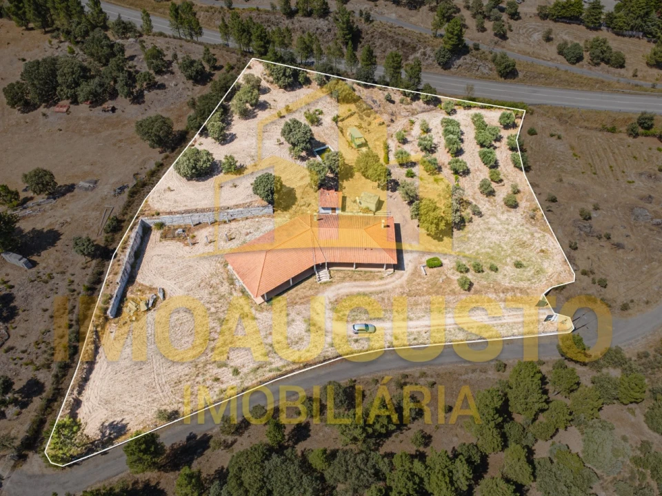 Moradia T5 para Venda em Sobral da Serra Foto 4