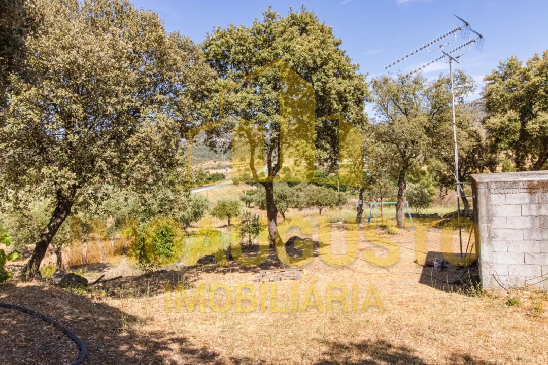 Moradia T5 para Venda em Sobral da Serra Foto 37