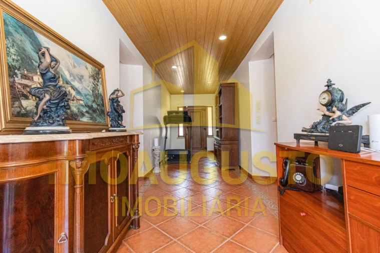 Moradia T5 para Venda em Sobral da Serra Foto 5