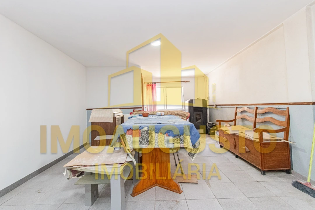 Moradia T3 para Venda em Pinhel Foto 22