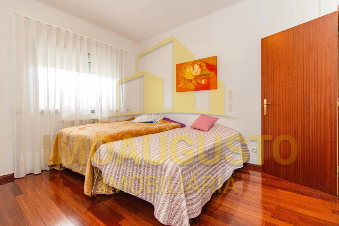 Moradia T3 para Venda em Pinhel Foto 16