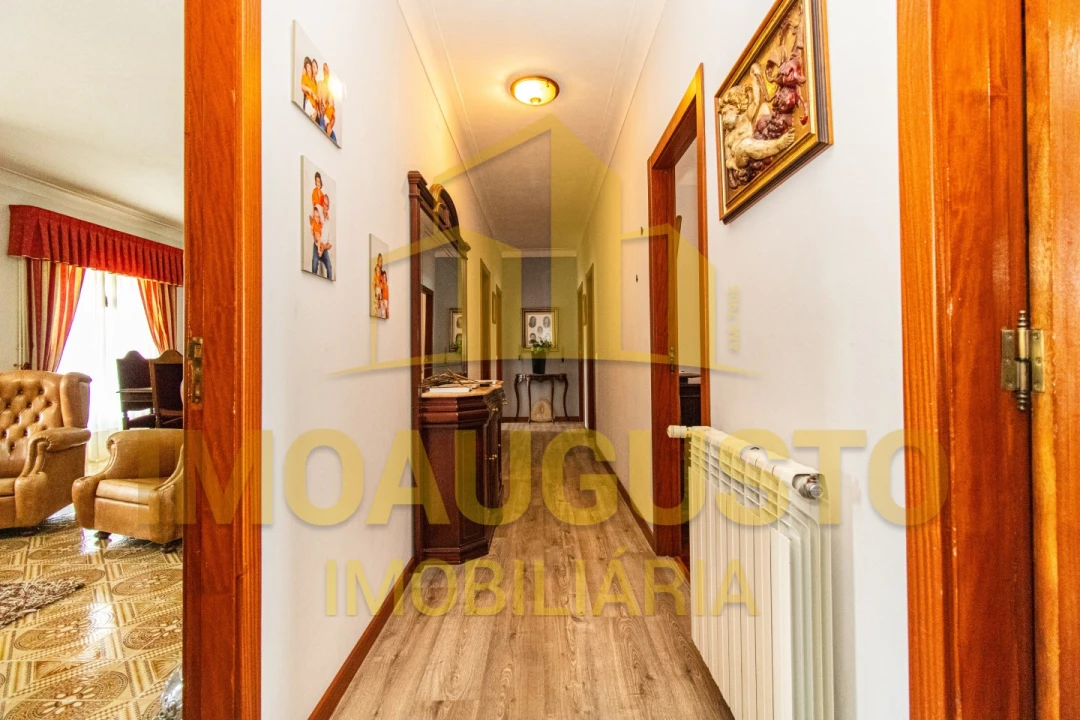Moradia T3 para Venda em Pinhel Foto 11