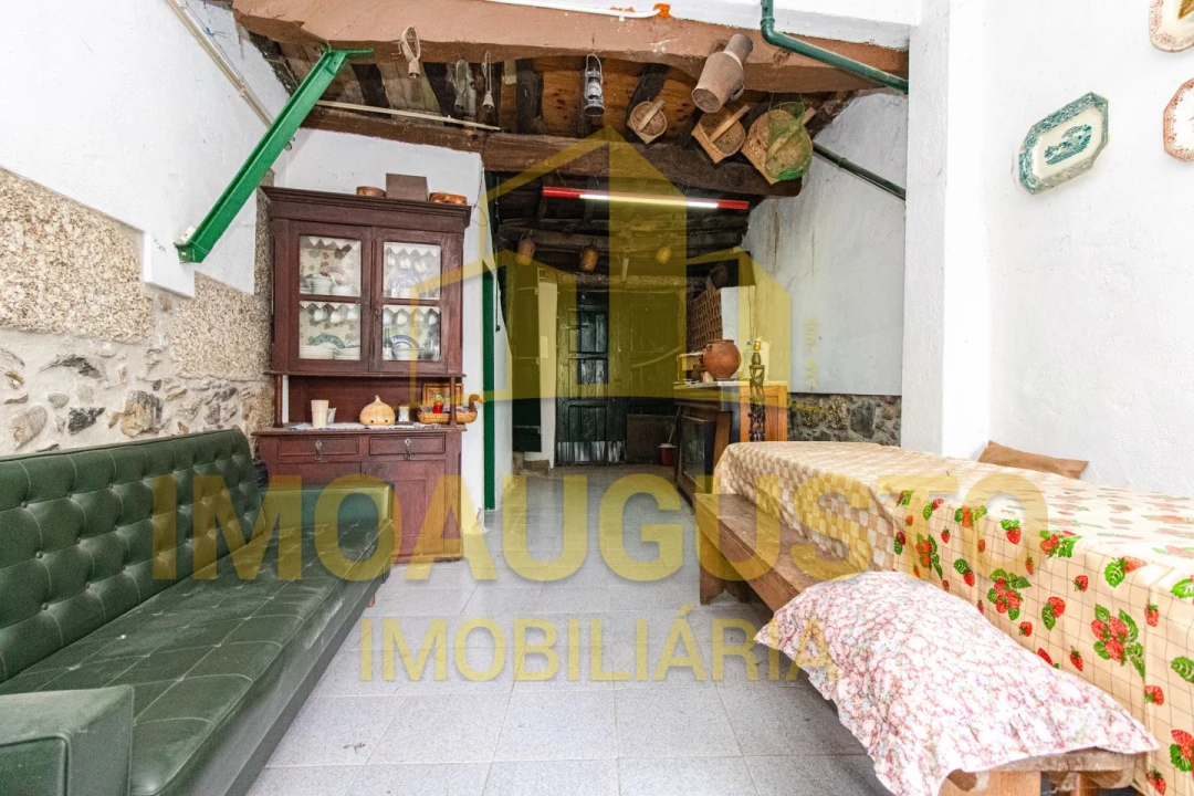 Moradia T4 para Venda em Sandomil Foto 18
