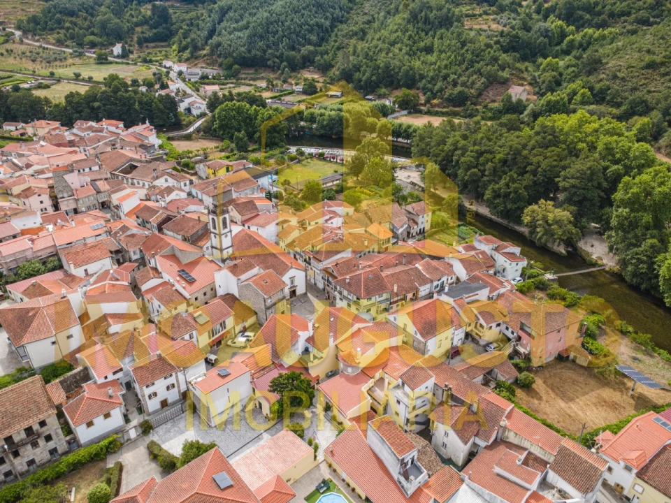 Moradia T4 para Venda em Sandomil Foto 24