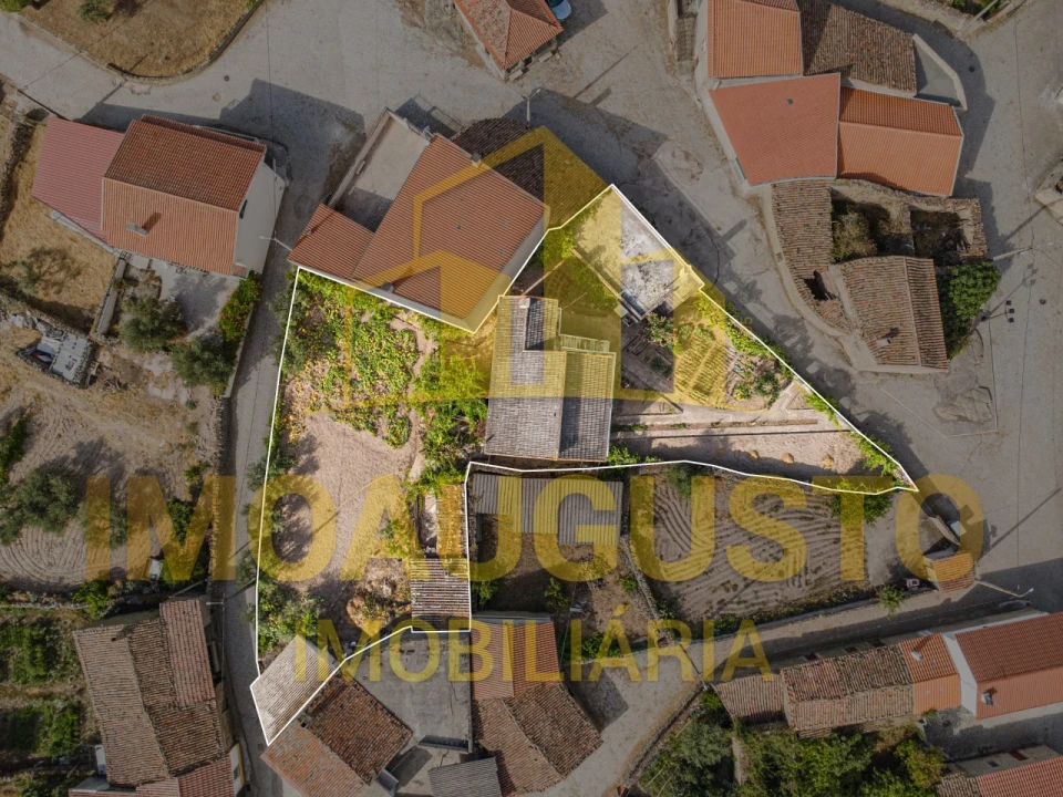 Moradia T4 para Venda em Algodres, Vale de Afonsinho e Vilar de Amargo Foto 5