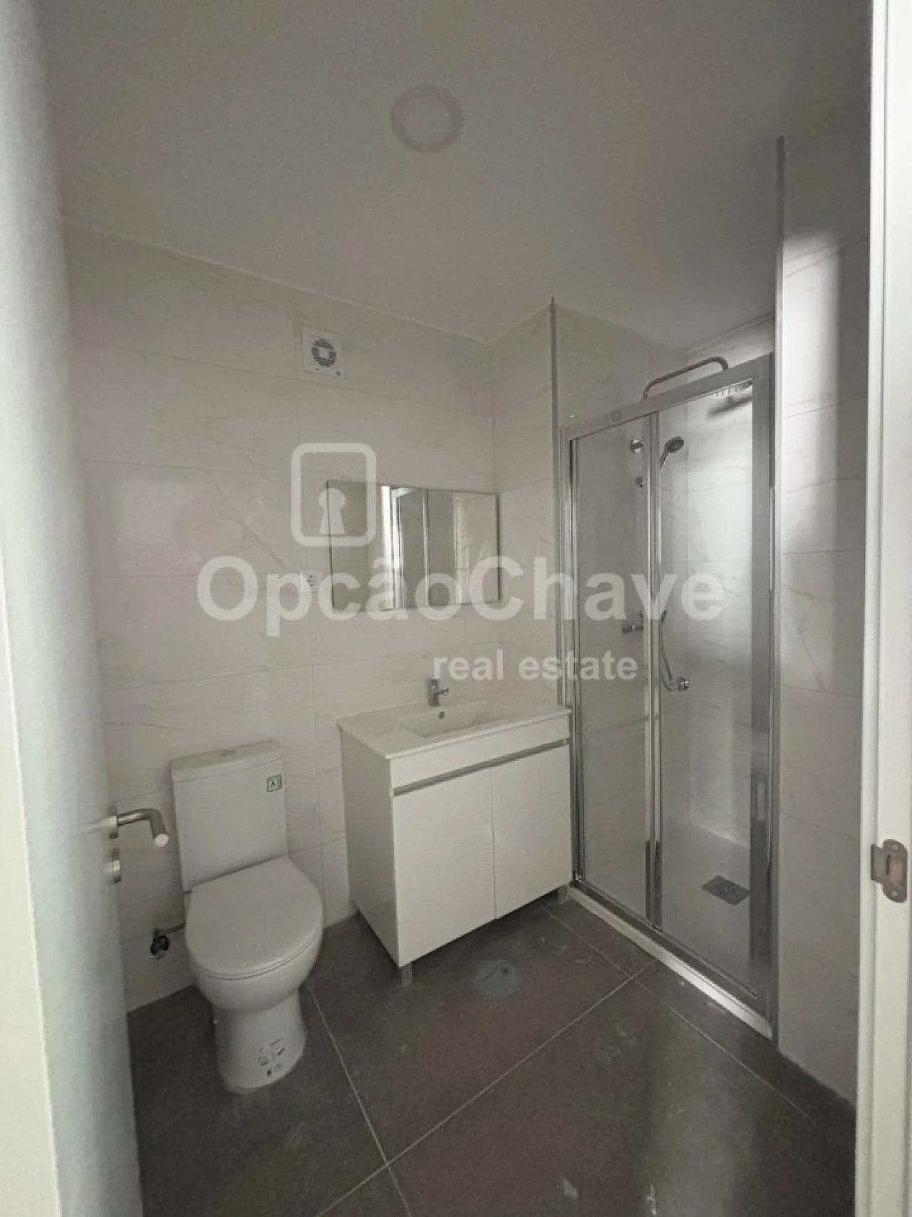 Apartamento T1 para Venda em Viseu Foto 3