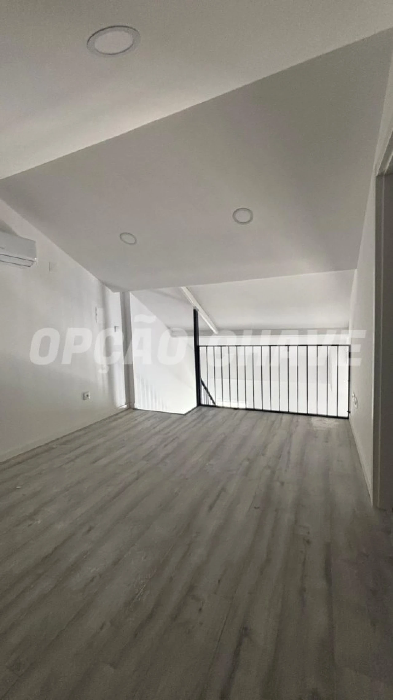 Apartamento T1 para Venda em Viseu Foto 5