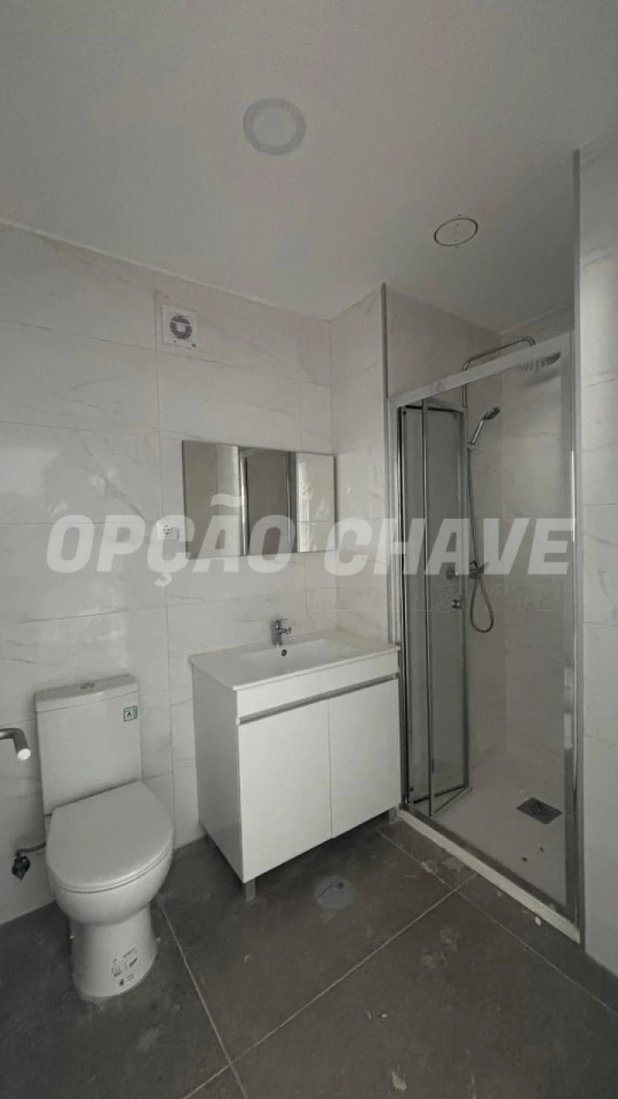 Apartamento T1 para Venda em Viseu Foto 6