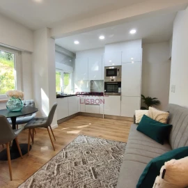 Apartamento T2 para Venda em Benfica