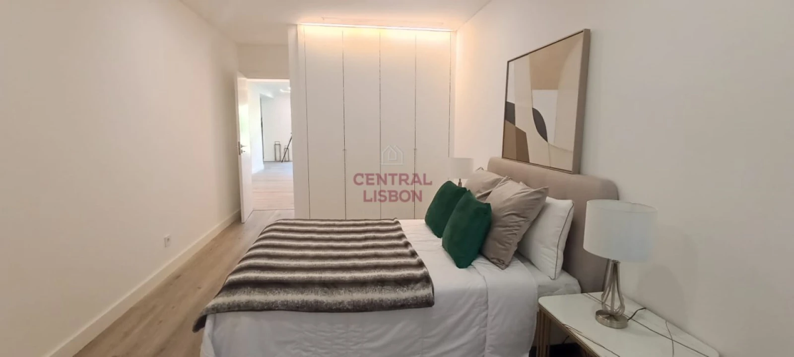 Apartamento T3 para Venda em Benfica Foto 3