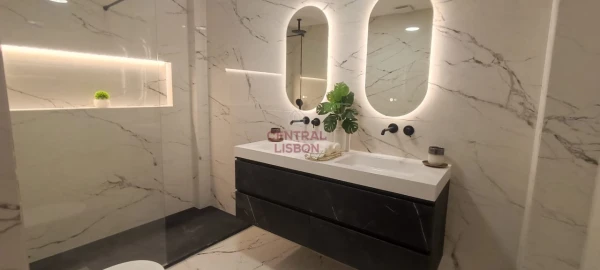 Apartamento T3 para Venda em Benfica
