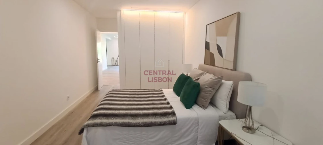 Apartamento T3 para Venda em Benfica Foto 3