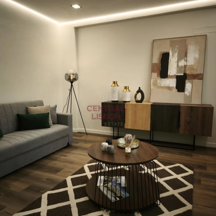 Apartamento T3 para Venda em Benfica Foto 4