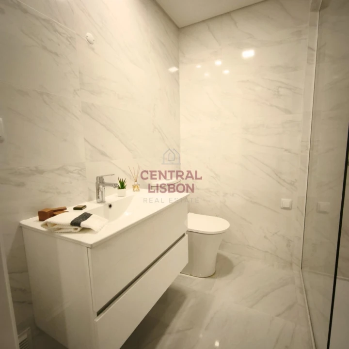 Apartamento T3 para Venda em Benfica Foto 14