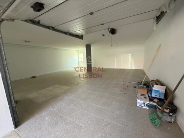 Moradia T4 para Venda em Gambia-Pontes-Alto da Guerra