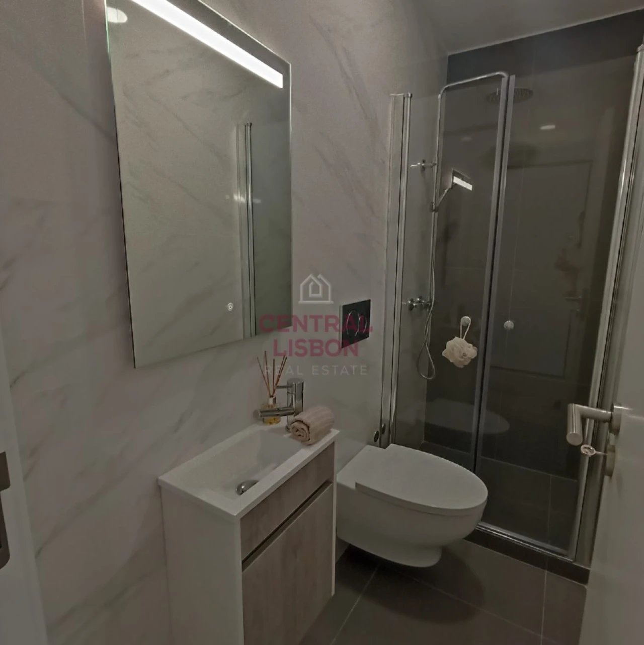 Apartamento T3 para Venda em Benfica Foto 8