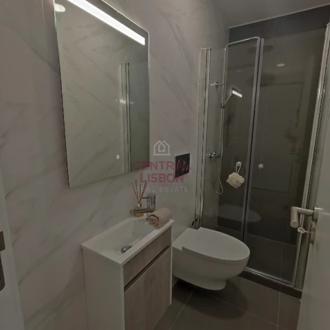 Apartamento T3 para Venda em Benfica