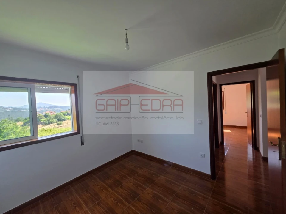 Apartamento T2 para Venda em Abragão Foto 15