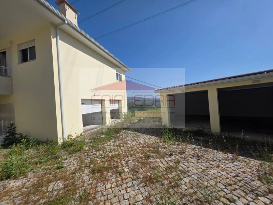 Apartamento T2 para Venda em Abragão Foto 22