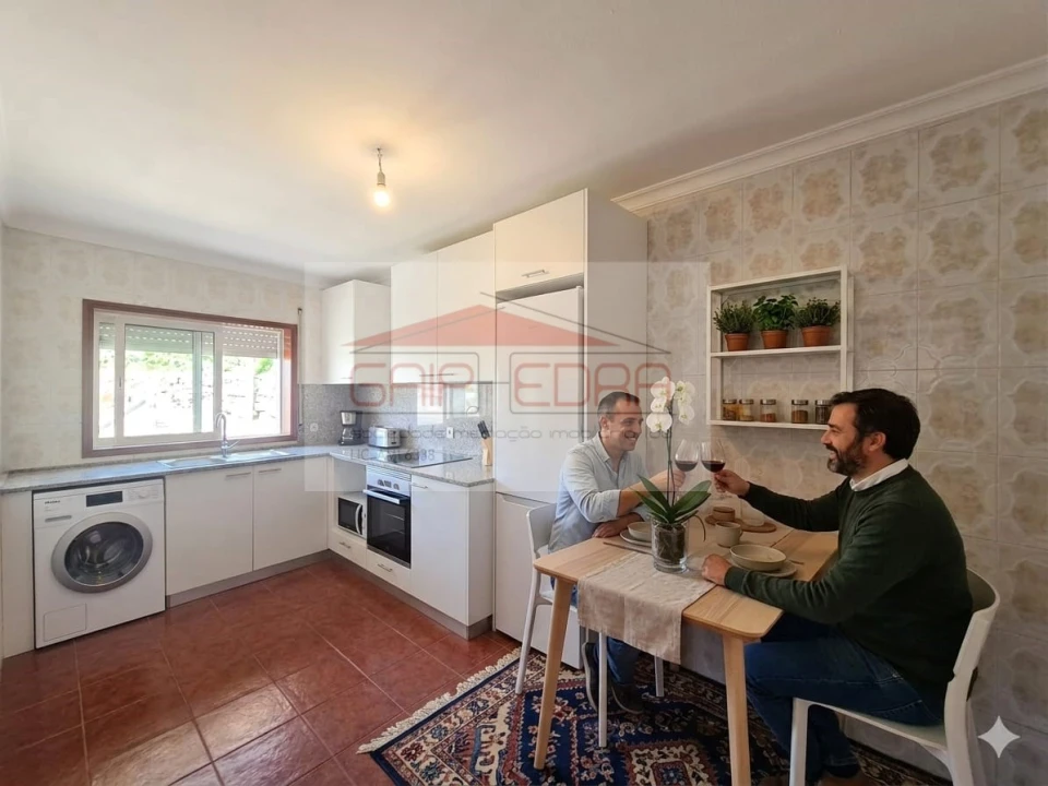 Apartamento T2 para Venda em Abragão Foto 4