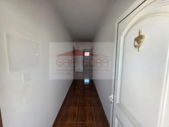 Apartamento T2 para Venda em Abragão Foto 13