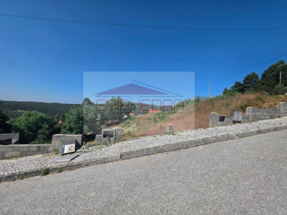 Terreno para Venda em Luso Foto 4