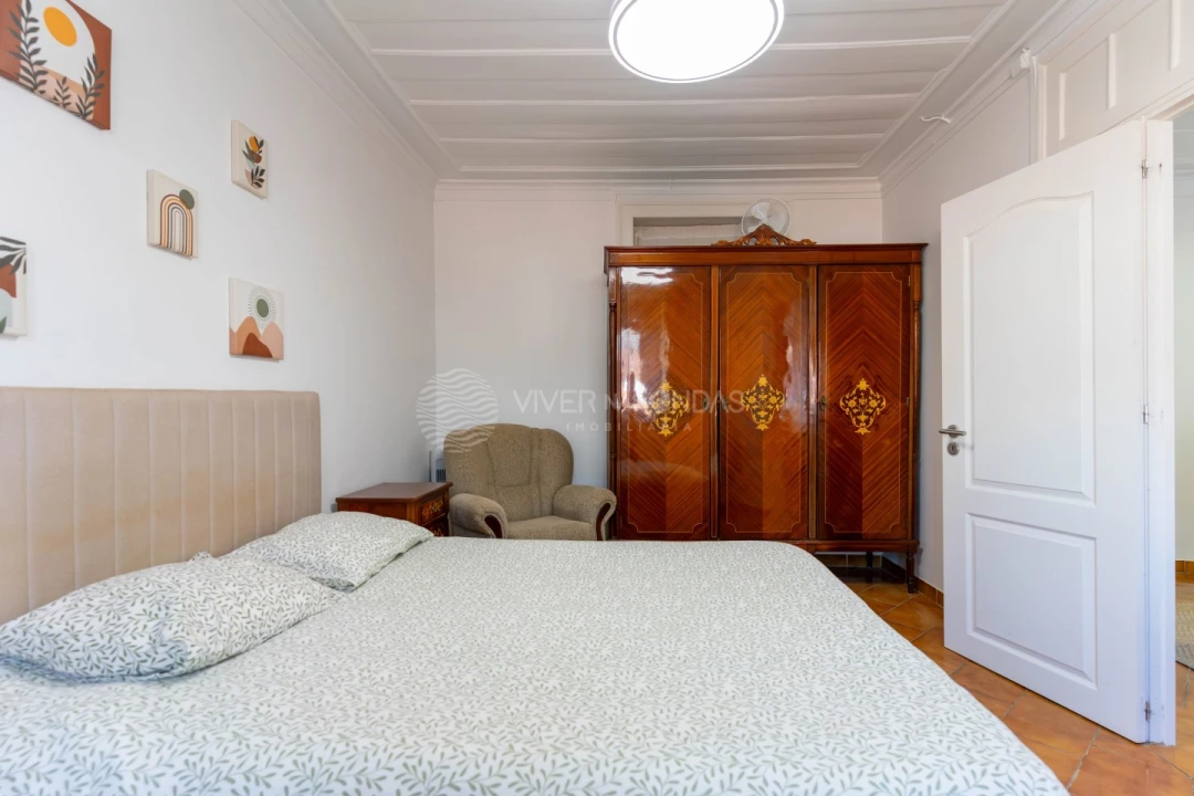 Apartamento T3 para Venda em Santo António Foto 11