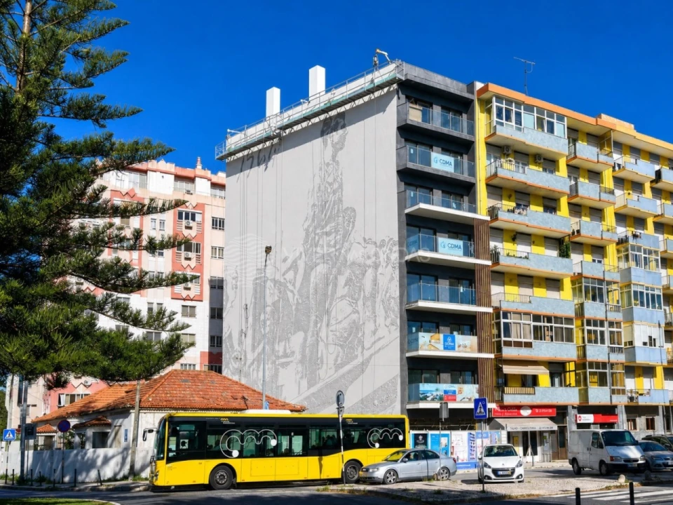Apartamento T2 para Venda em Costa da Caparica Foto 17