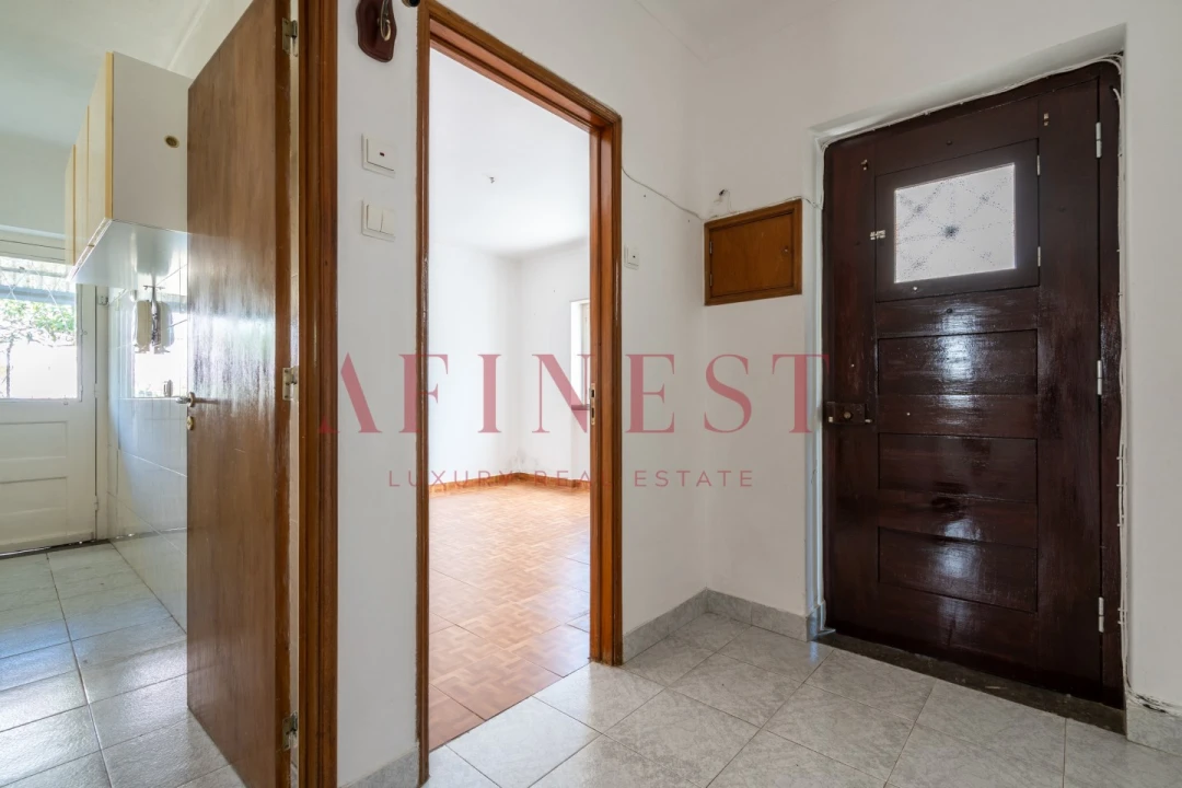 Moradia T6 para Venda em São Domingos de Rana Foto 8