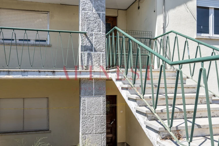 Moradia T6 para Venda em São Domingos de Rana Foto 2