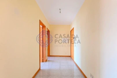 Apartamento T2 para Venda em São Felix da Marinha