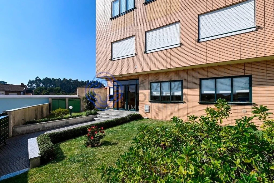 Apartamento T2 para Venda em São Felix da Marinha Foto 2
