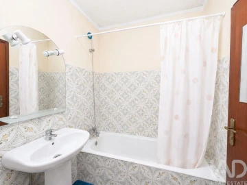 Apartamento T2 para Venda em Subportela, Deocriste e Portela Susã