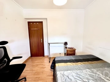 Apartamento T2 para Venda em Subportela, Deocriste e Portela Susã
