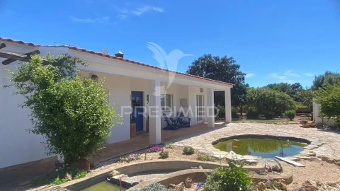 Quinta T3 para Venda em Silves