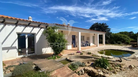 Quinta T3 para Venda em Silves