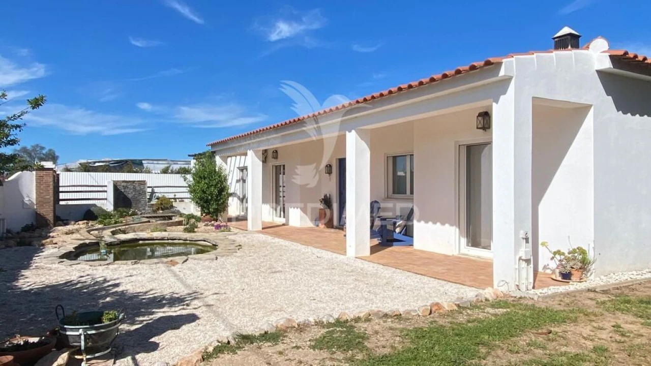 Quinta T3 para Venda em Silves Foto 3