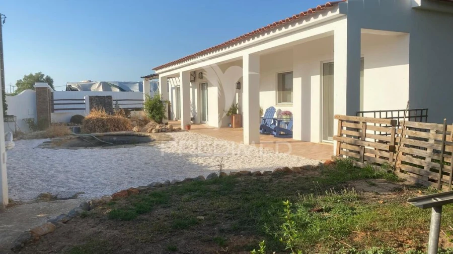 Quinta T3 para Venda em Silves Foto 13