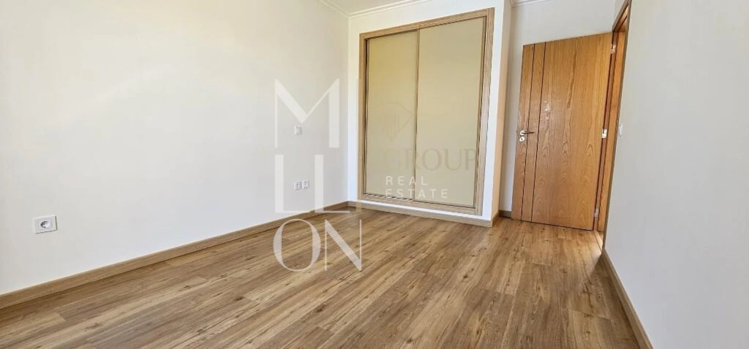 Moradia T3 para Venda em Guia Foto 16