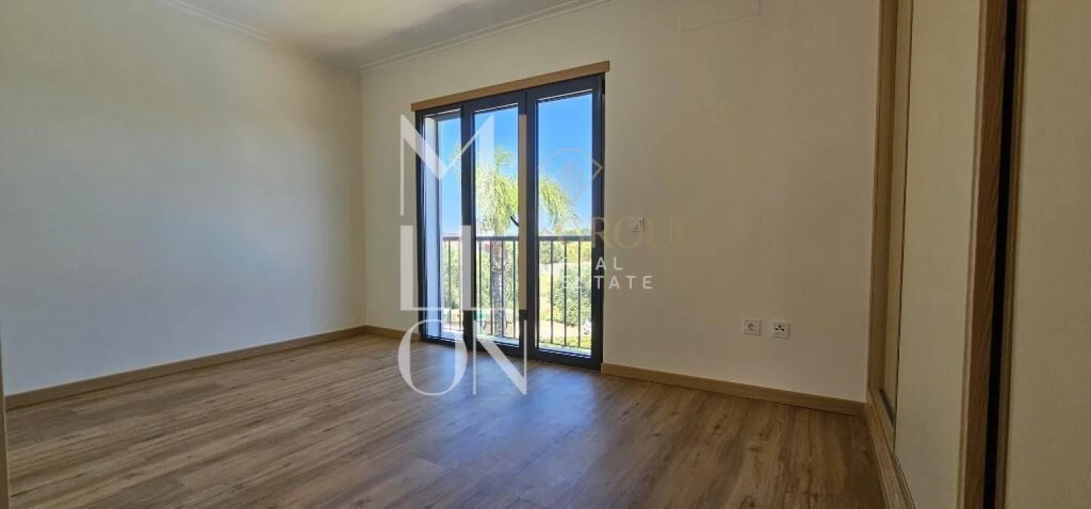Moradia T3 para Venda em Guia Foto 18