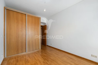Apartamento T3 para Venda em Paranhos
