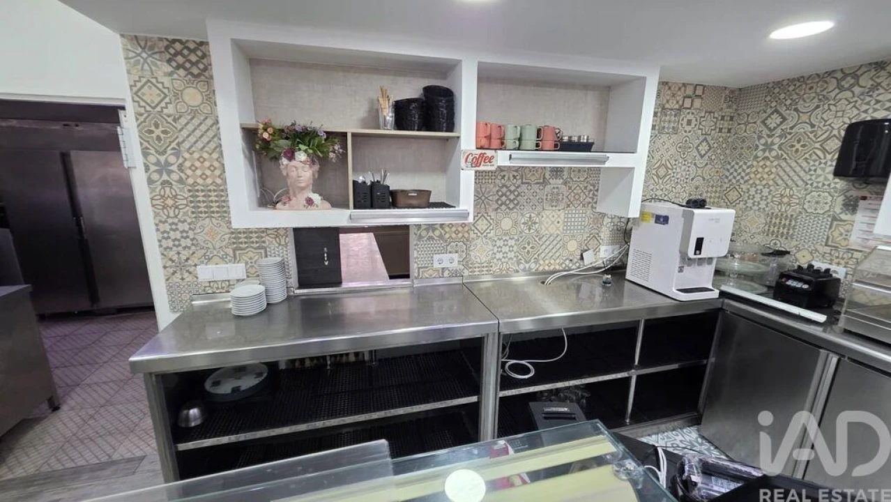 Negócio para Venda em Quarteira Foto 6