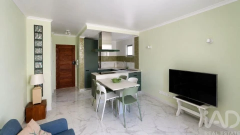 Apartamento T1 para Venda em Quarteira