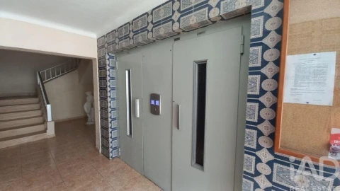 Apartamento T1 para Venda em Quarteira