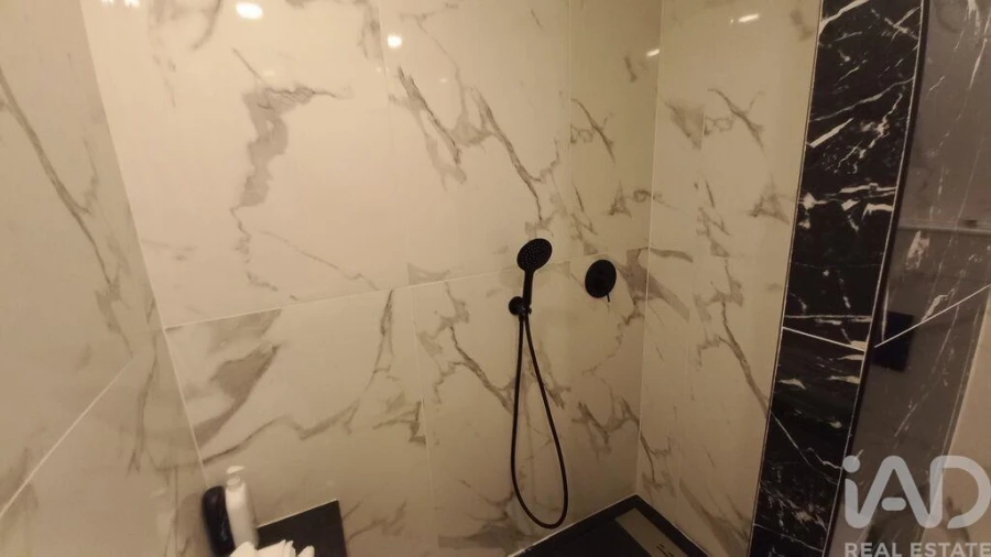Apartamento T1 para Venda em Quarteira Foto 12