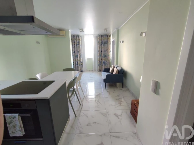 Apartamento T1 para Venda em Quarteira Foto 7